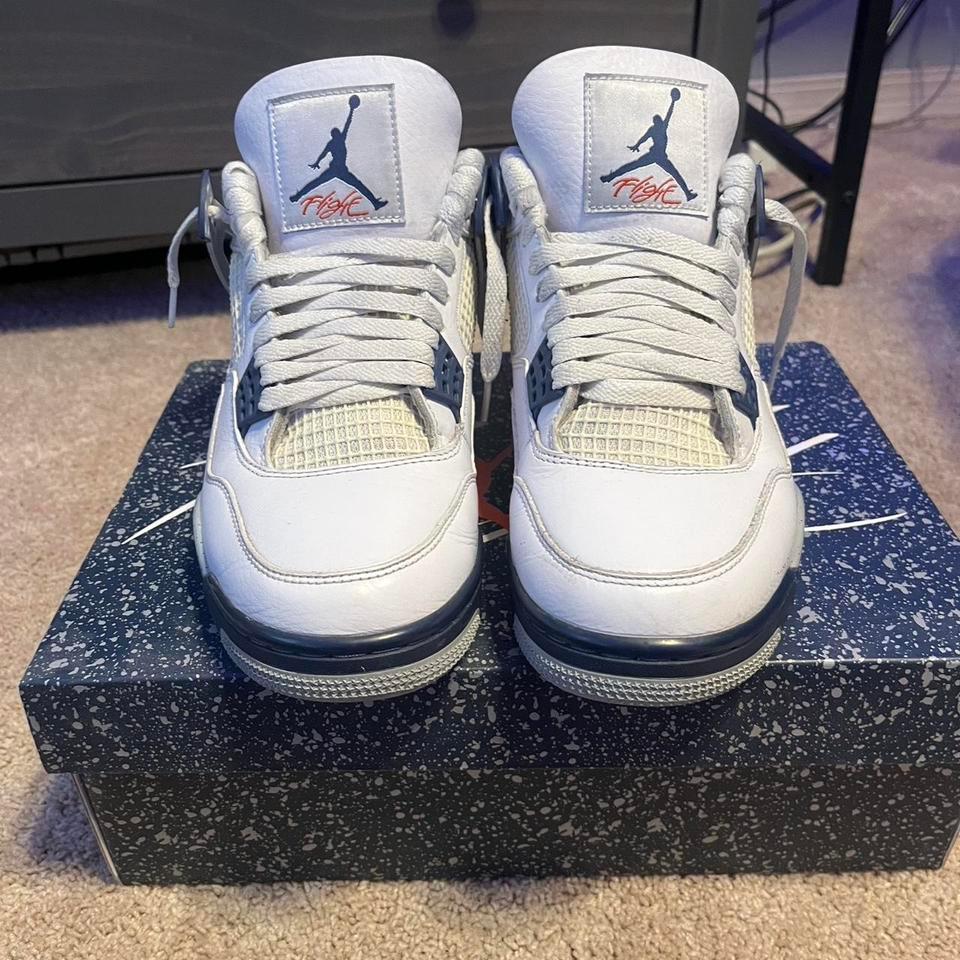Nike Jordan 4 Midnight Navy F210