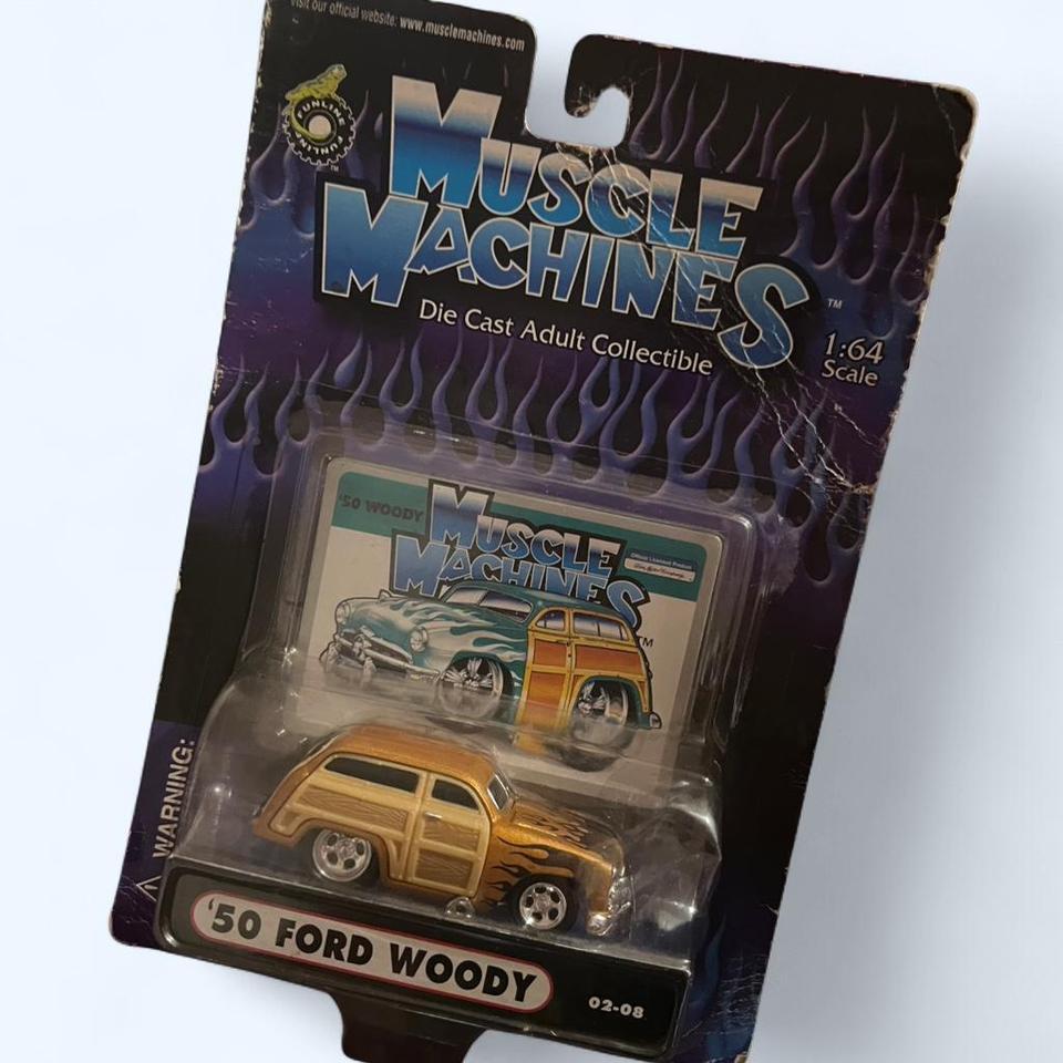 Muscle Machines 1950 Ford Woody 398a