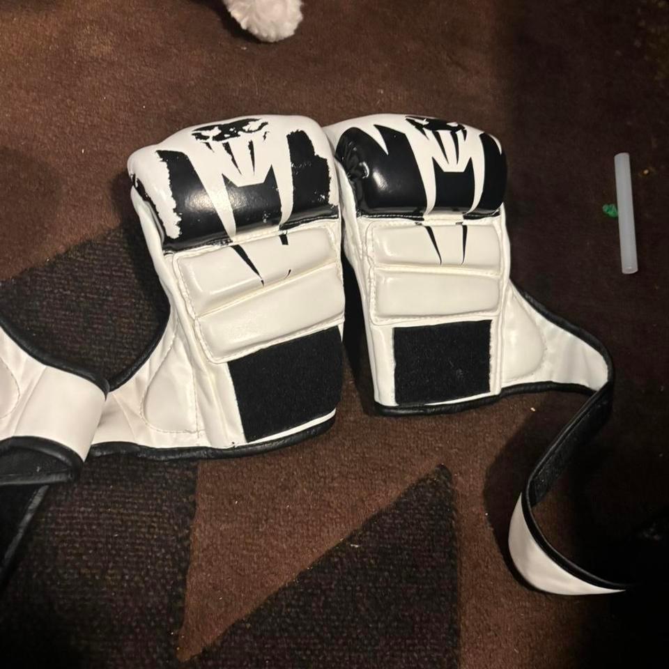 Black And White Mma Gloves E810 4
