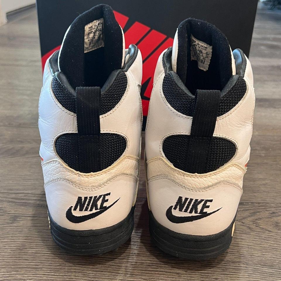 Rare Samples Vintage 90s Nike 6