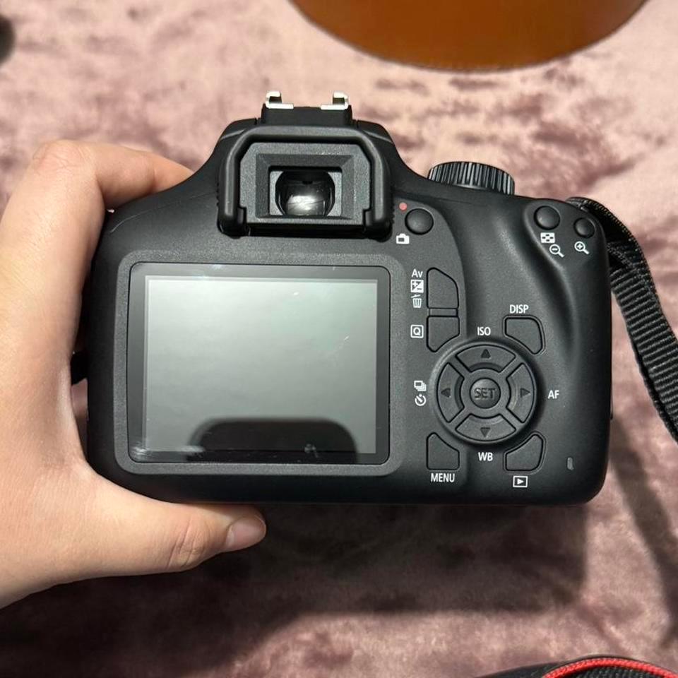 Canon Eos Rebel T100 Digital 3b15