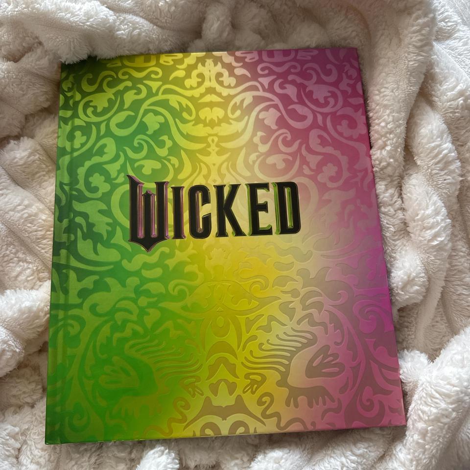 Wicked Photo Book Musicaltheatre Wicked 91ca