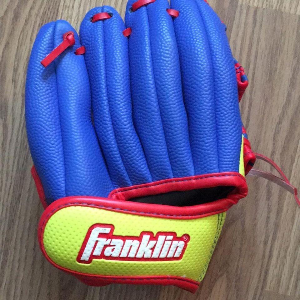 This Eye Catching Baseball Glove Showcases 4