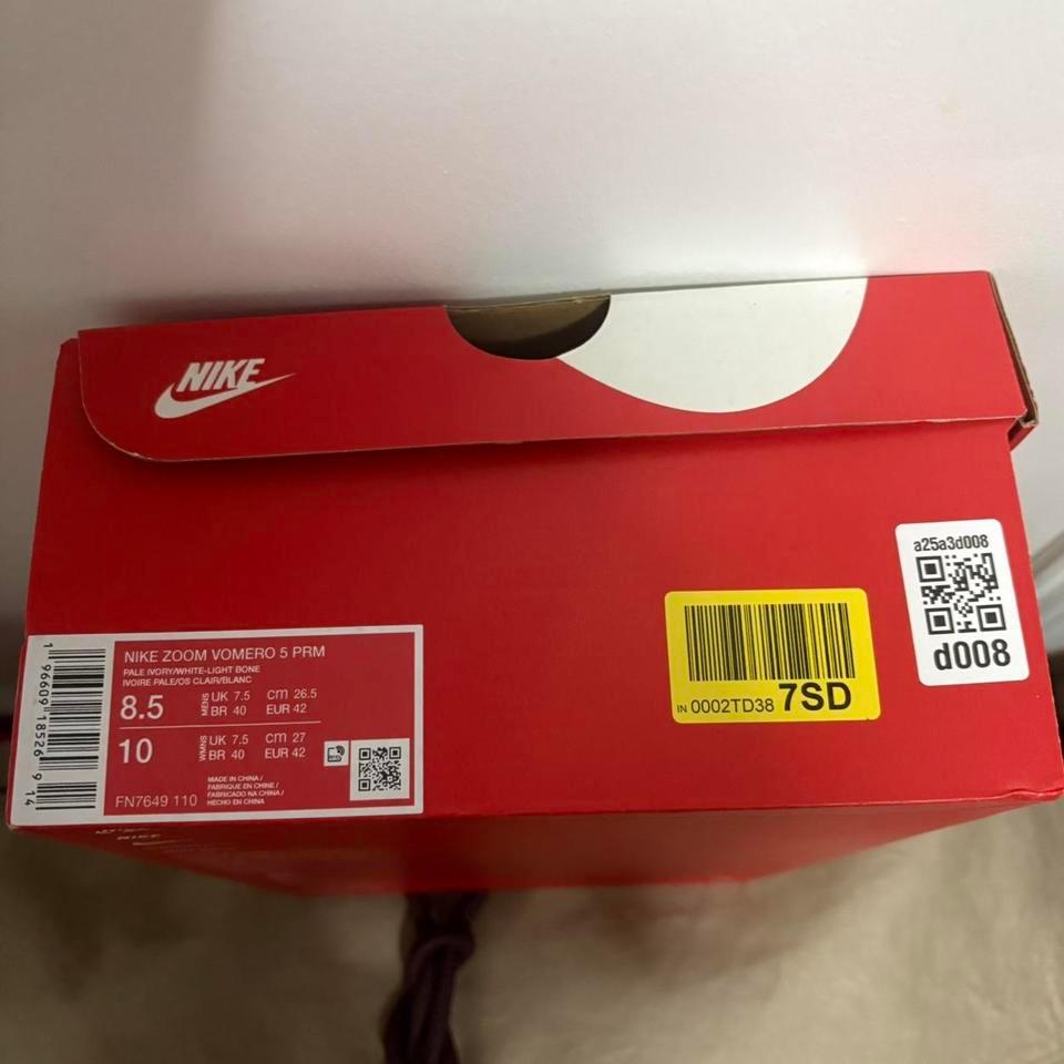 Nike Air Zoom Vomero 5 07fb 8