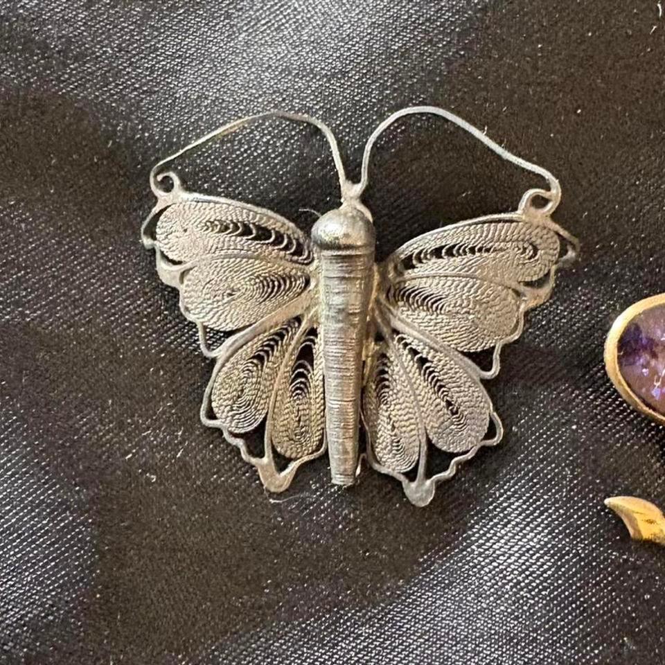 Bundle Of Three Vintage Butterfly 81aa 4