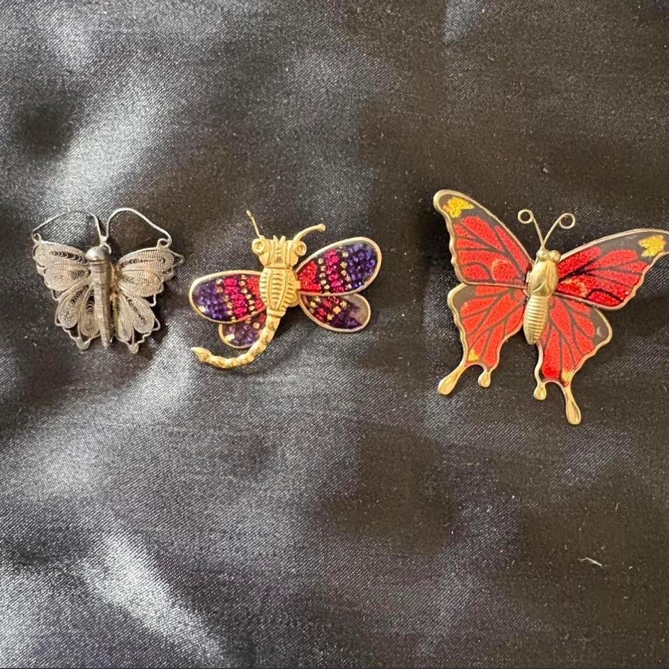 Bundle Of Three Vintage Butterfly 81aa