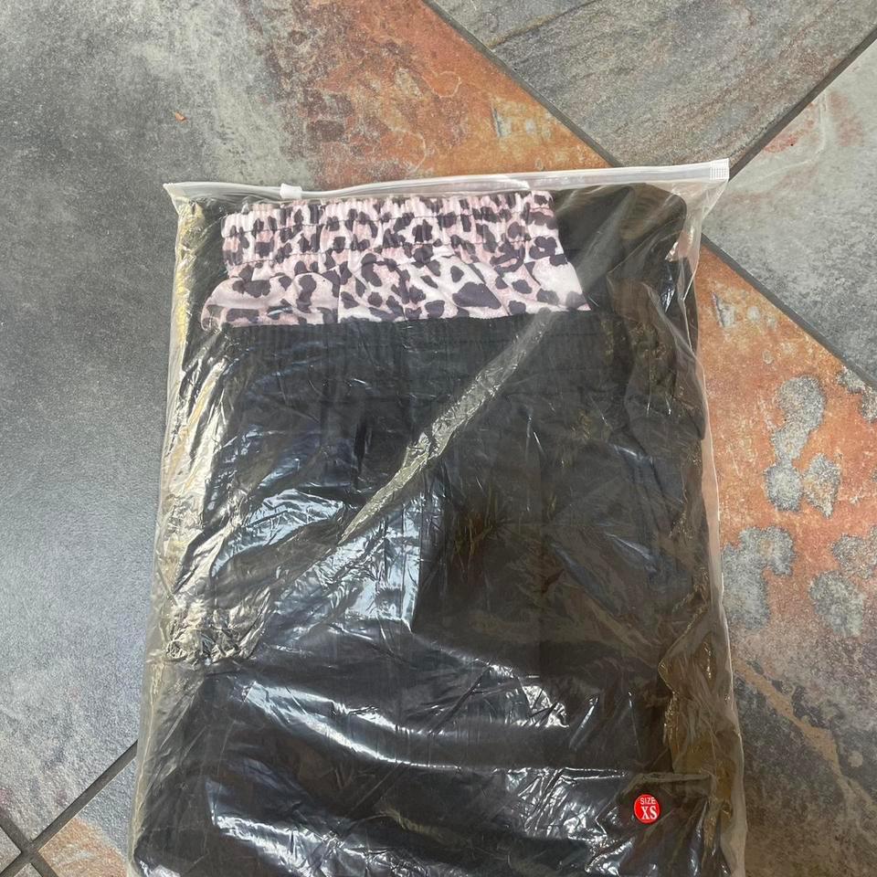 Double Waisted Leopard Tracksuit 286c 2