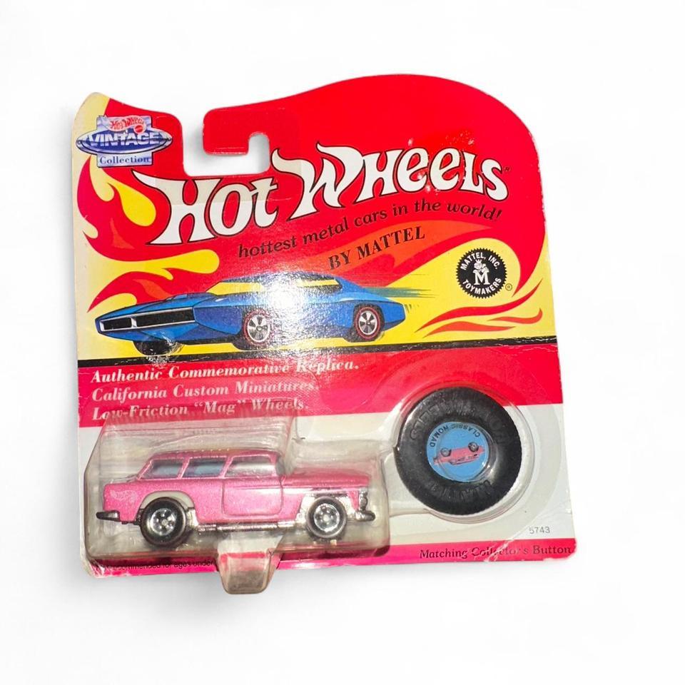 Hot Wheels Pink Vintage Car 93b3
