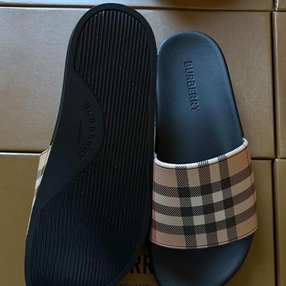 Burberry Slides 578 Womens 8910 4e68