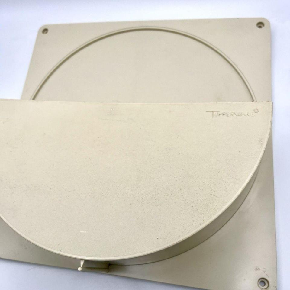 Vintage Tupperware Wall Mount Lid 3