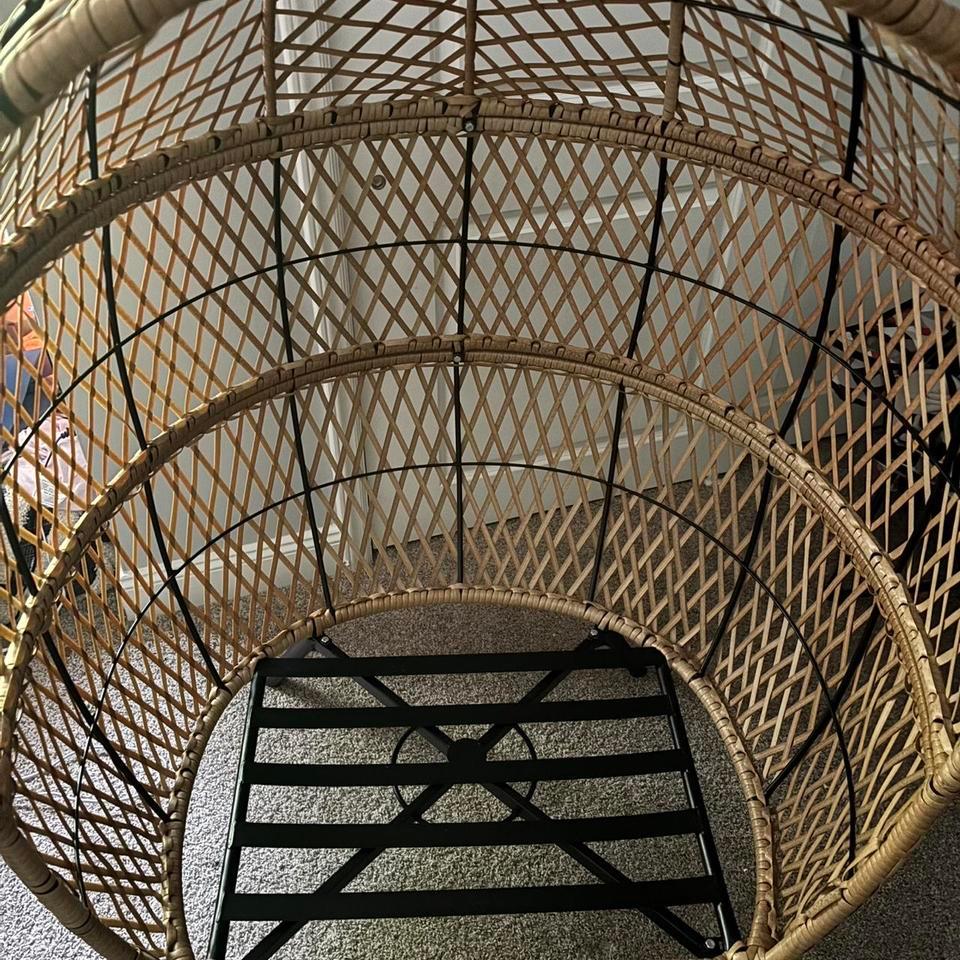 Rattan Wicker Egg Chair With