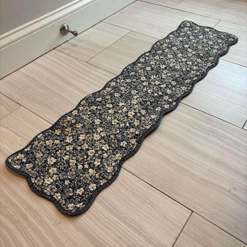 Vintage Quilted Floral Table Runner 5eed 5