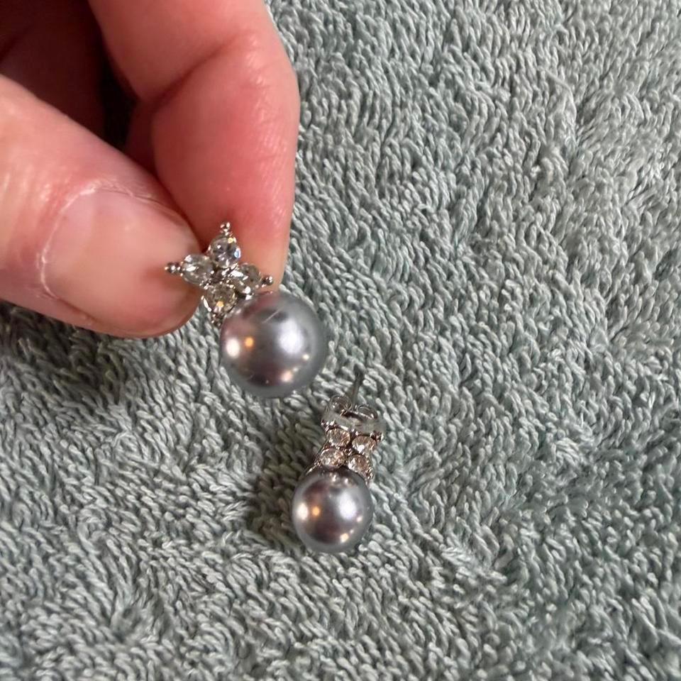 Gray Pearl Earrings With Silver 894d 3