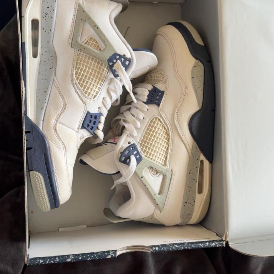 Air Jordan 4 Midnight Navy C48a 2
