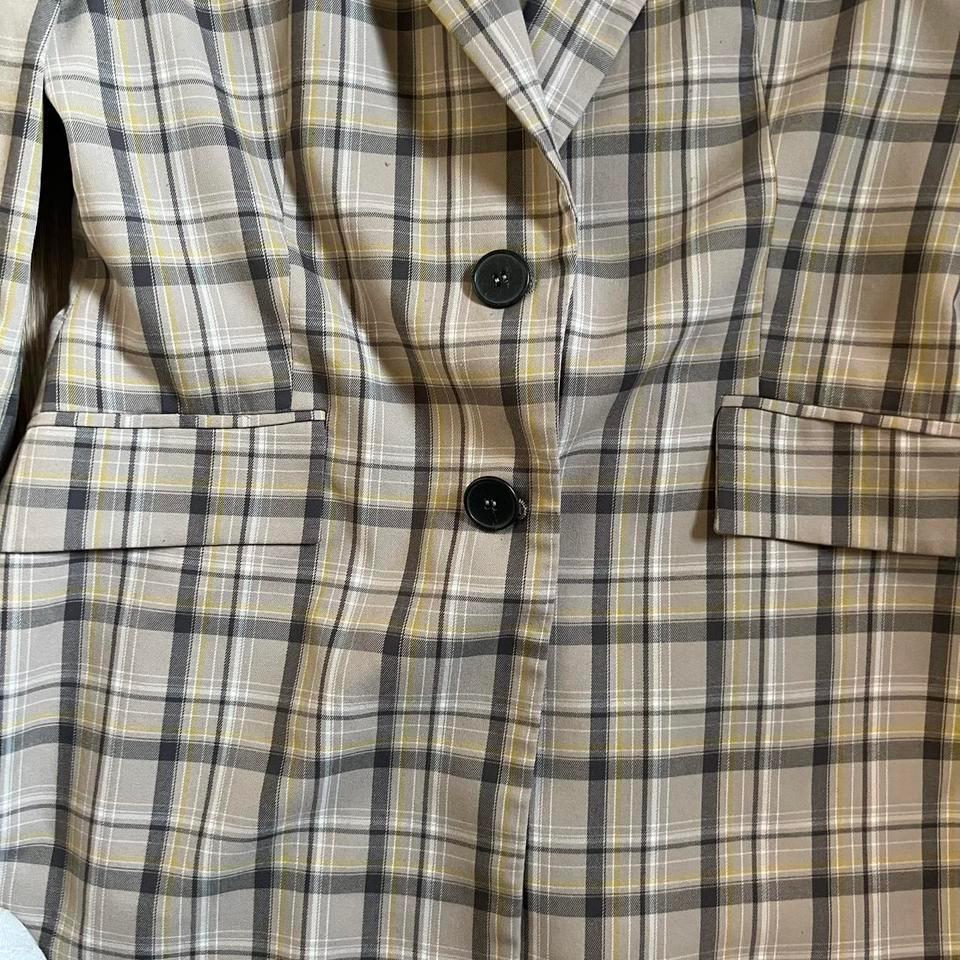 Grey And White Plaid Blazer 4