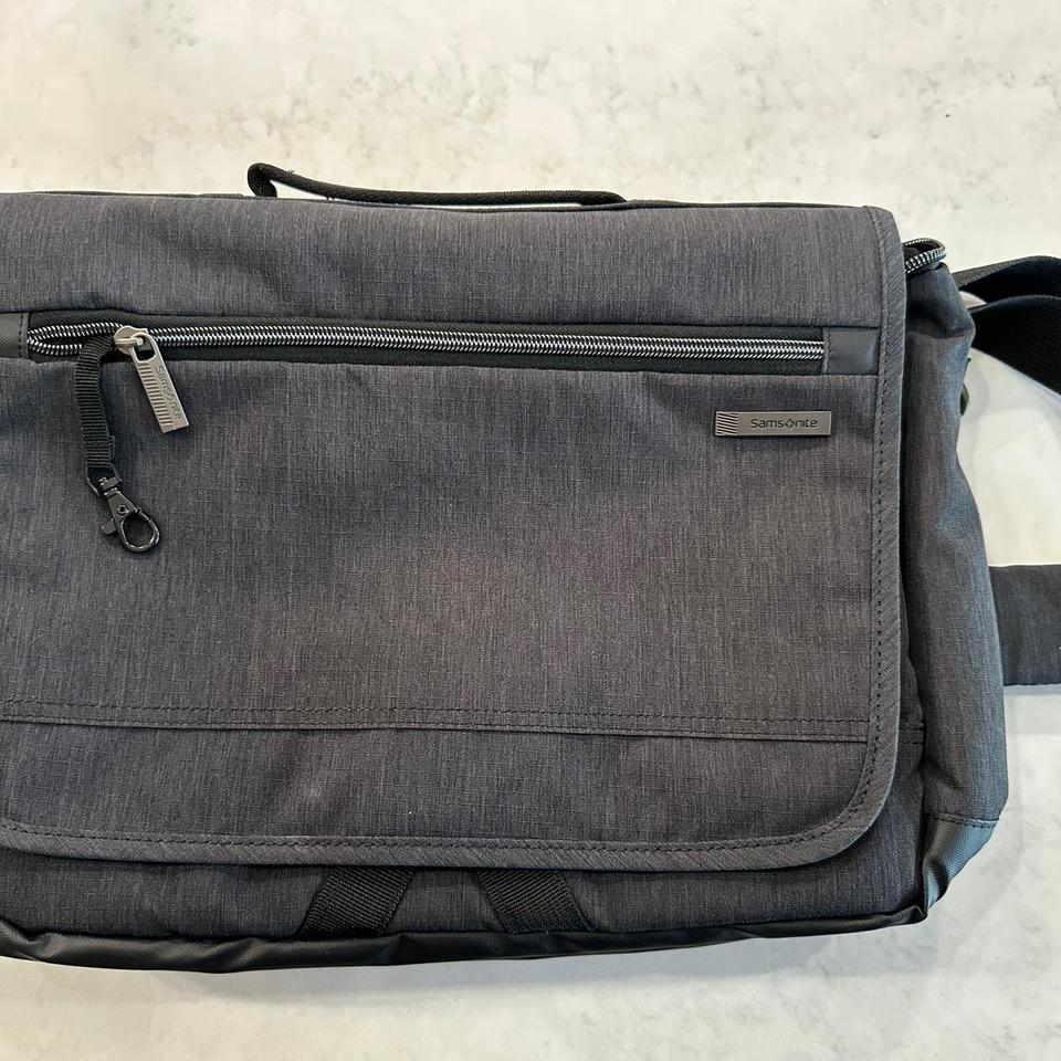Samsonite Gray And Black Padded