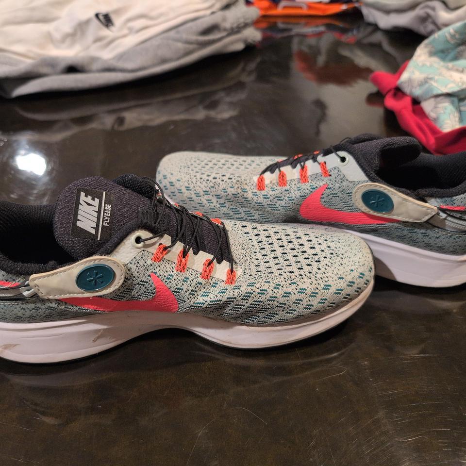 Nike Womens Zoom Pegasus 35 3