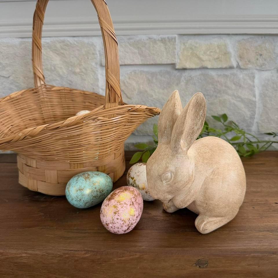 Rustic Cream Bunny Statue 3c29