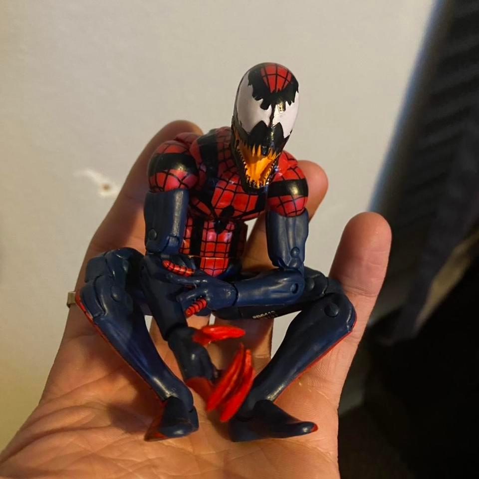 Spiderman Venomized Action Figure Marvel 4d1b