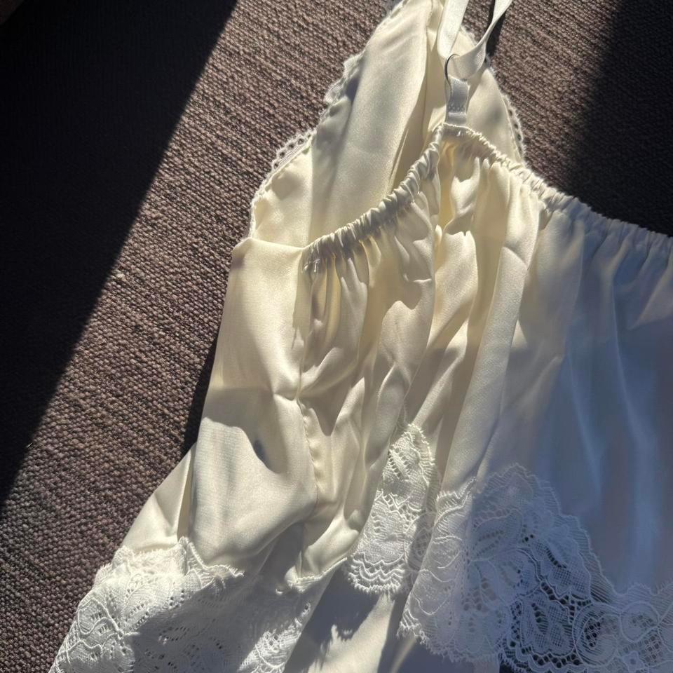 White Open Front Coquette Lace Top B0c5 7