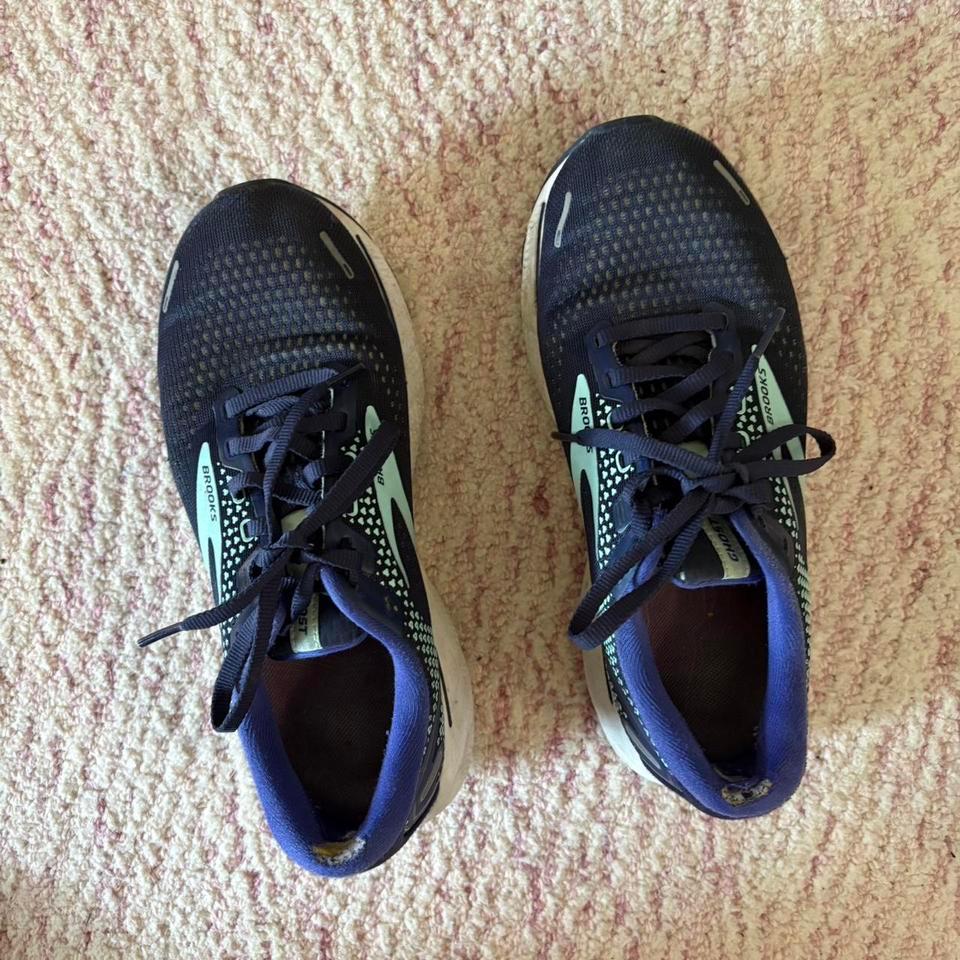 Brooks Ghost 14 Womens Running 2