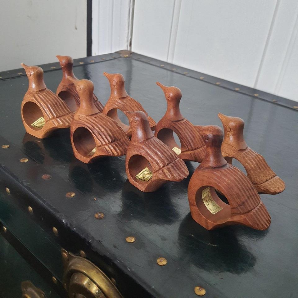 Vintage Wooden Hand Carved Bird 0e61