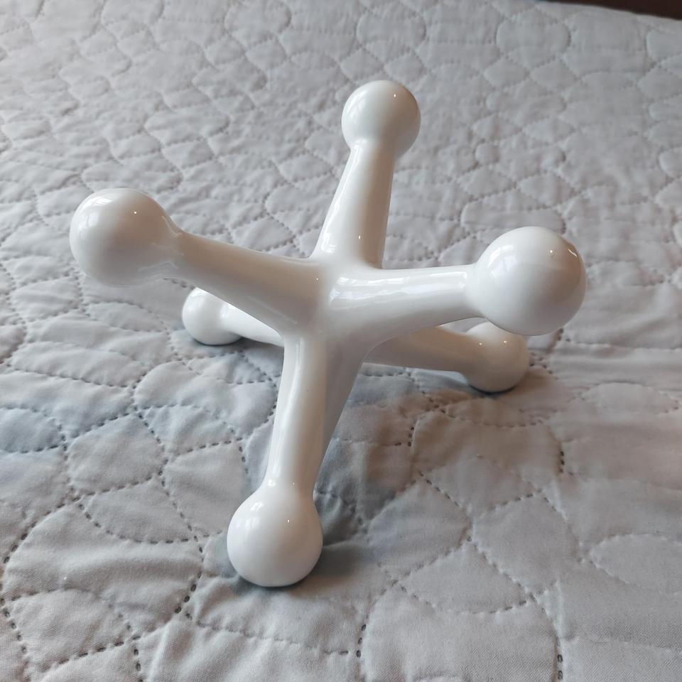 White Ceramic Jack Sculpture Modern D3bb