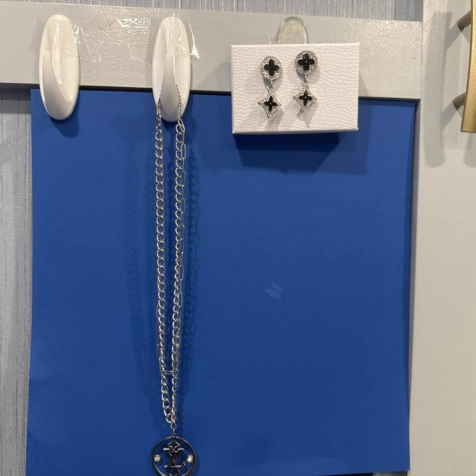 Silver Cross Necklace And Earrings 1388