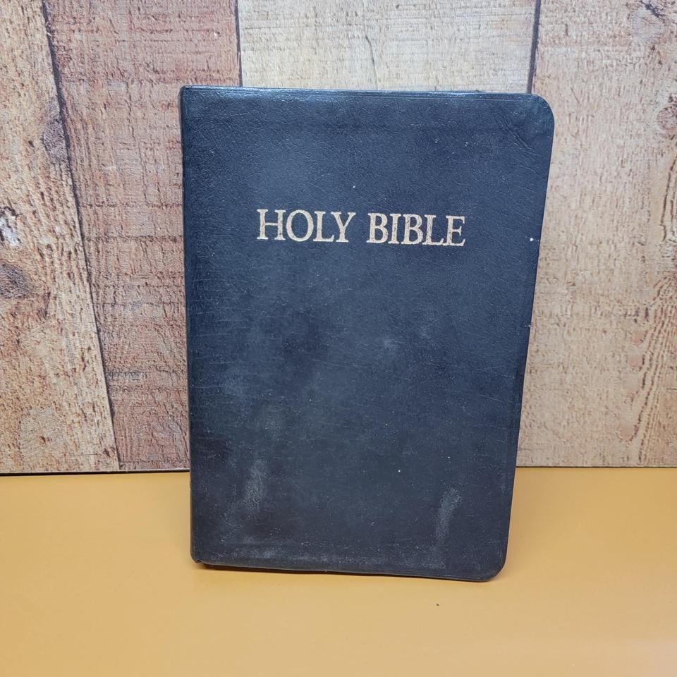 Zondervan Holy Bible King James 3679