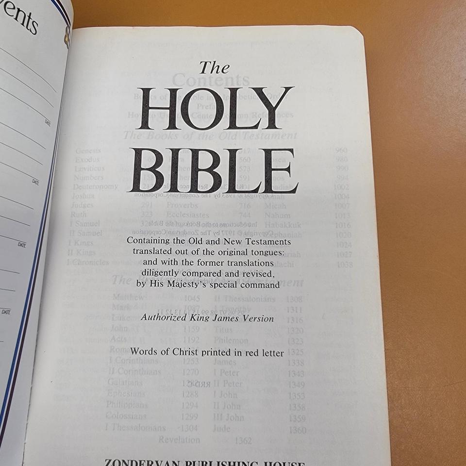 Zondervan Holy Bible King James 3679 5