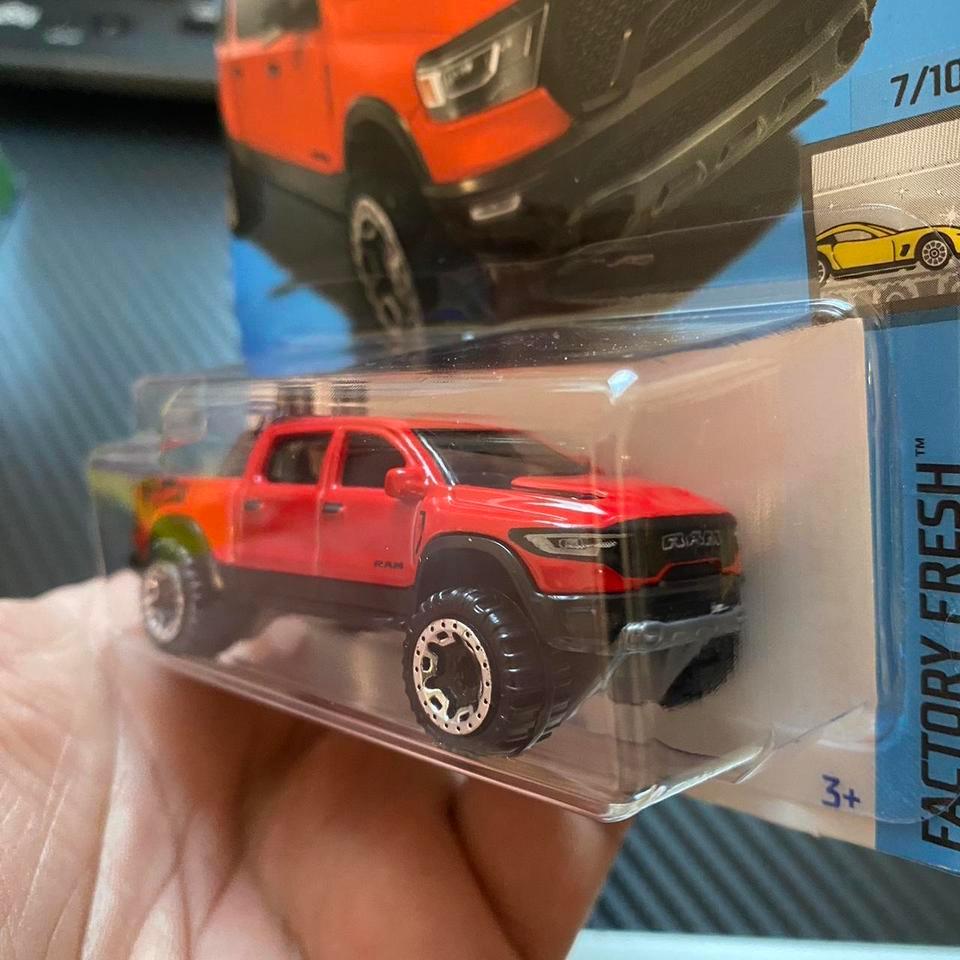 Hot Wheels 2023 Dodge Ram 2
