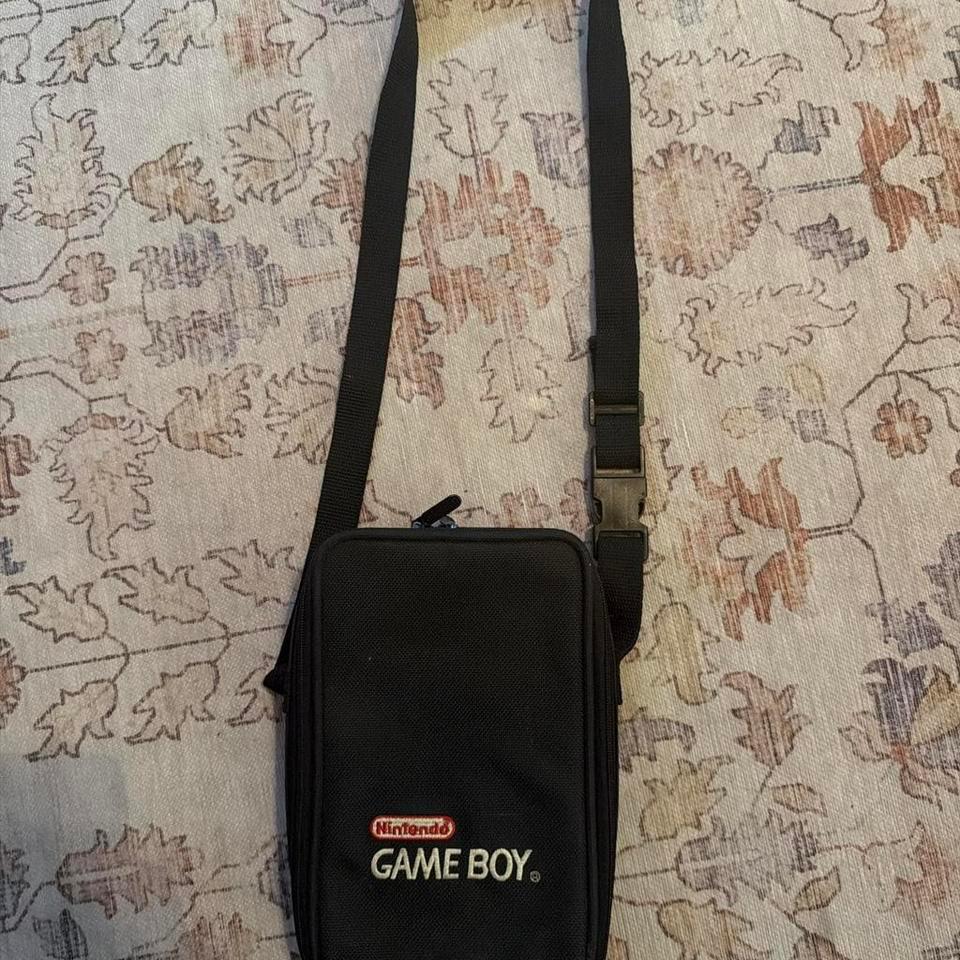 Nintendo Game Boy Black Bag B170