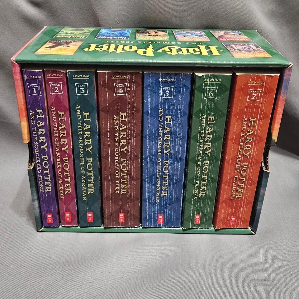 Harry Potter The Complete Series B033