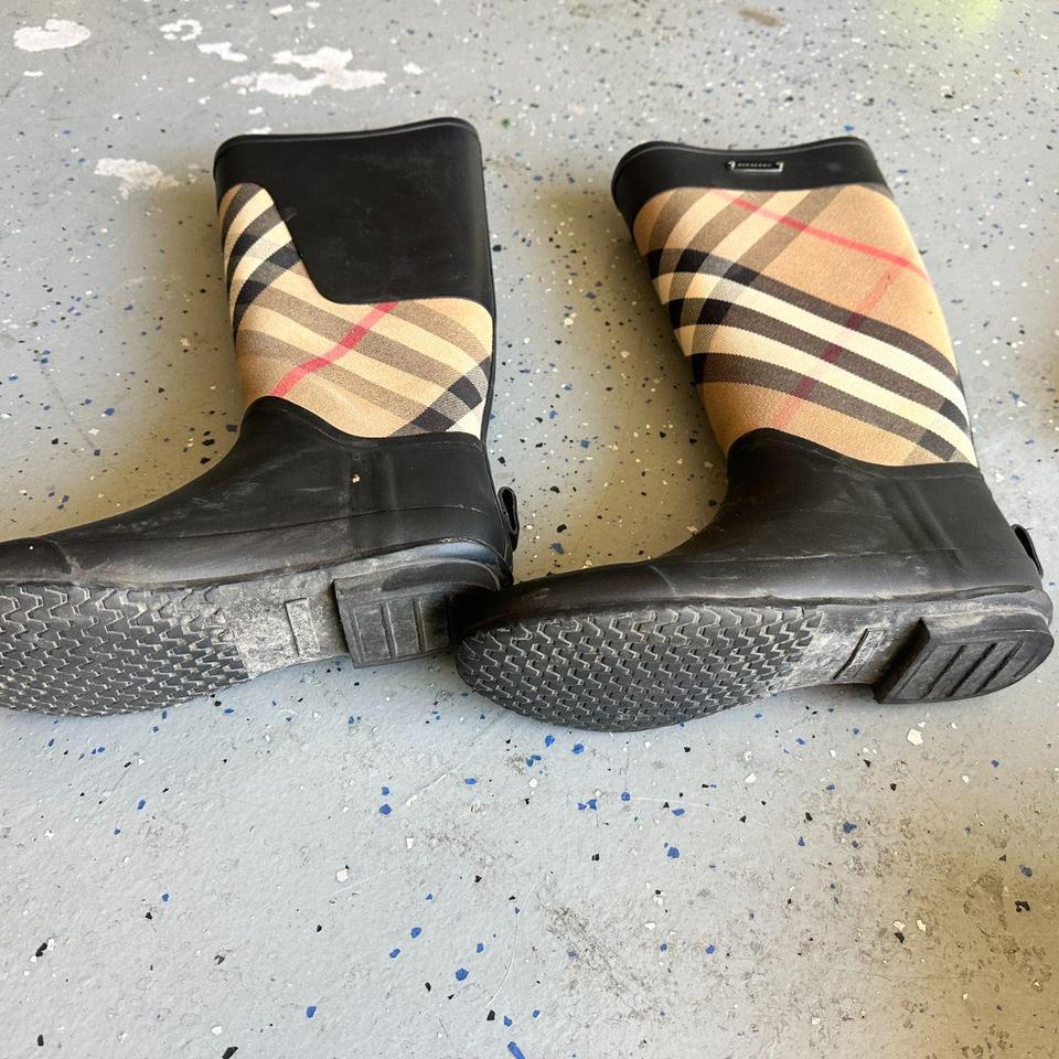 Burberry Clemence Housecheck Rainboots Includes 819b 3