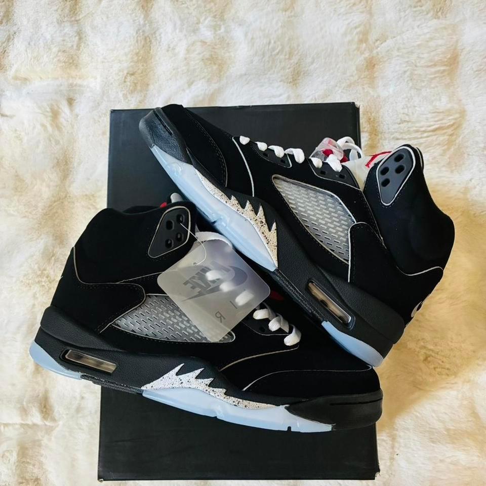 Jordan Black Metallic Size 85 A848