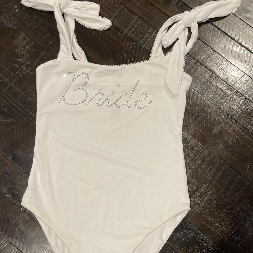 Beach Riot Super Cute Bride 4