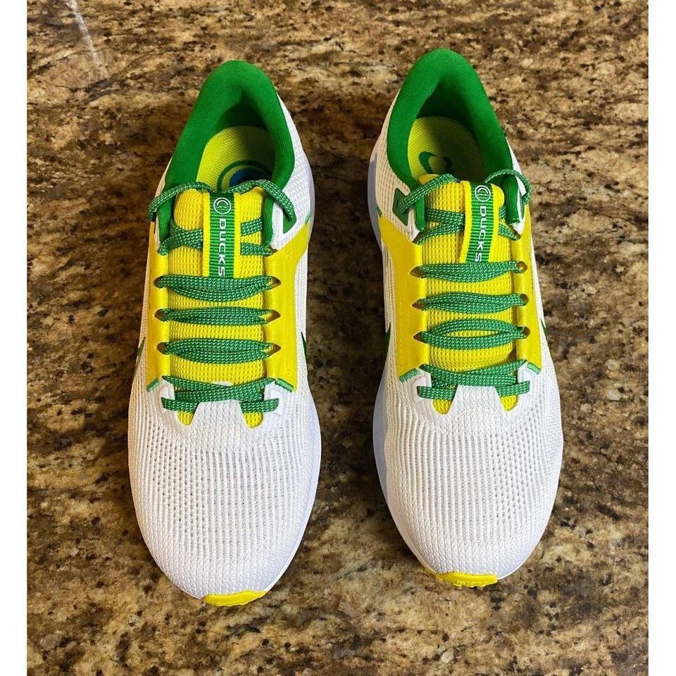 Mens Size 10 Nike Zoom 2