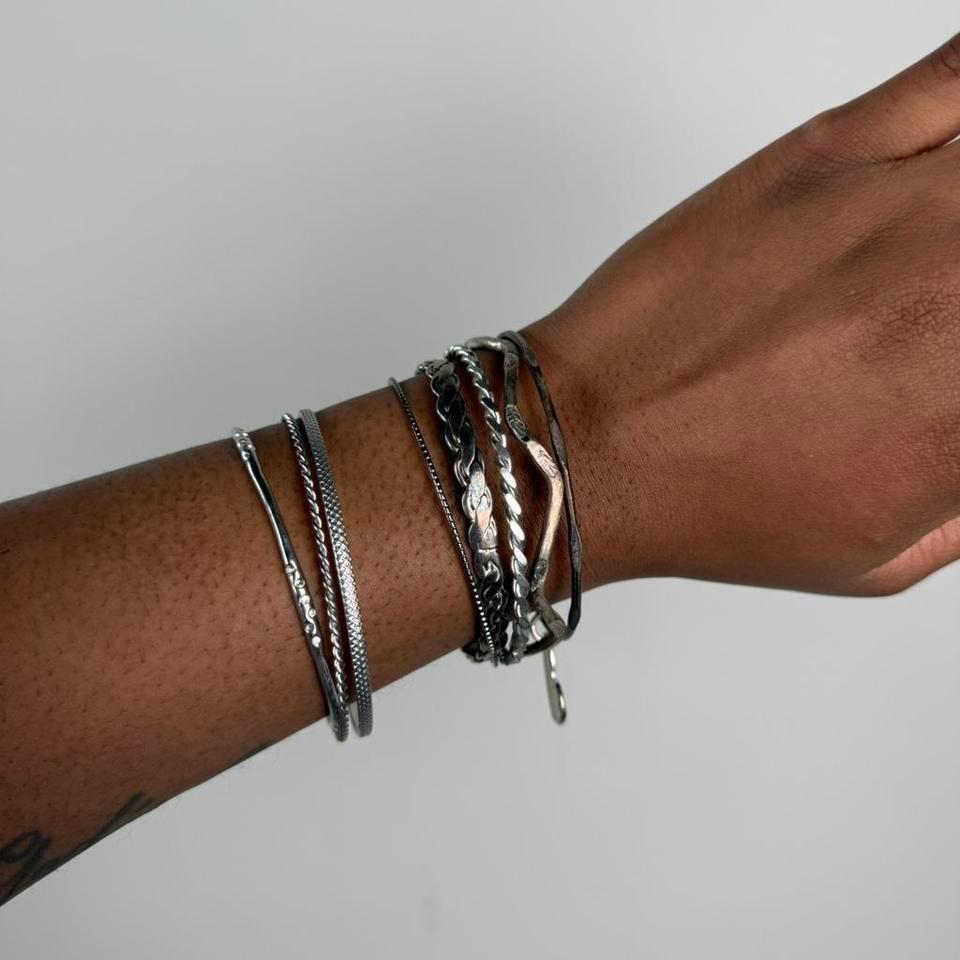 Silver Tone Bracelet Stack Pre Loved 3c32 5