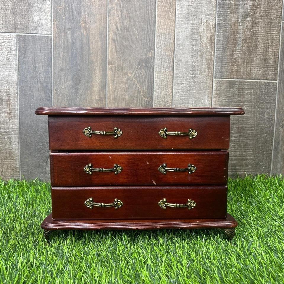 Vintage Wooden Jewelry Box W 9078