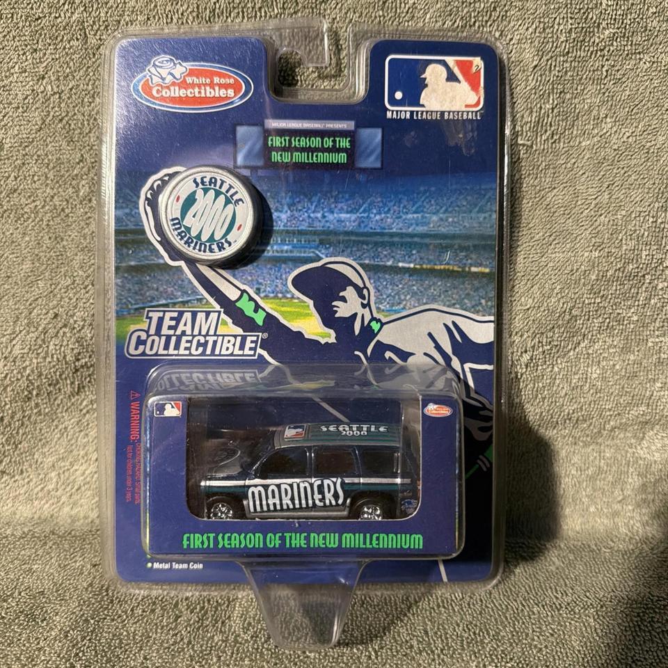 White Rose Collectibles Mlb 2000