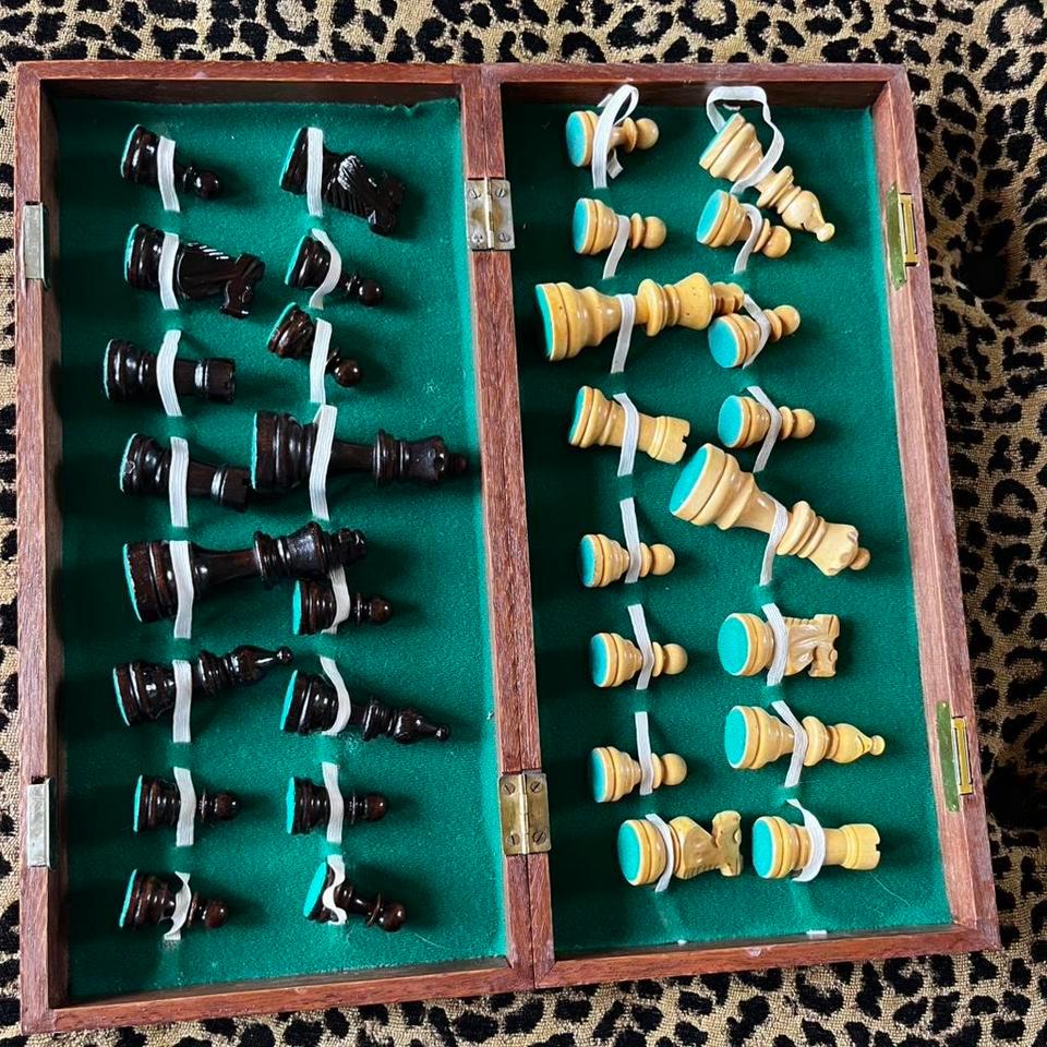 Vintage Folding Wooden Chess Set 45ef