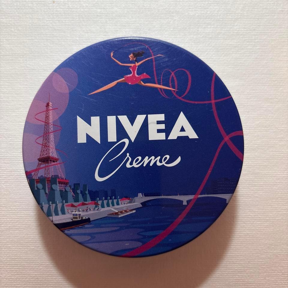 Nivea Creme Tin With Paris 57dd