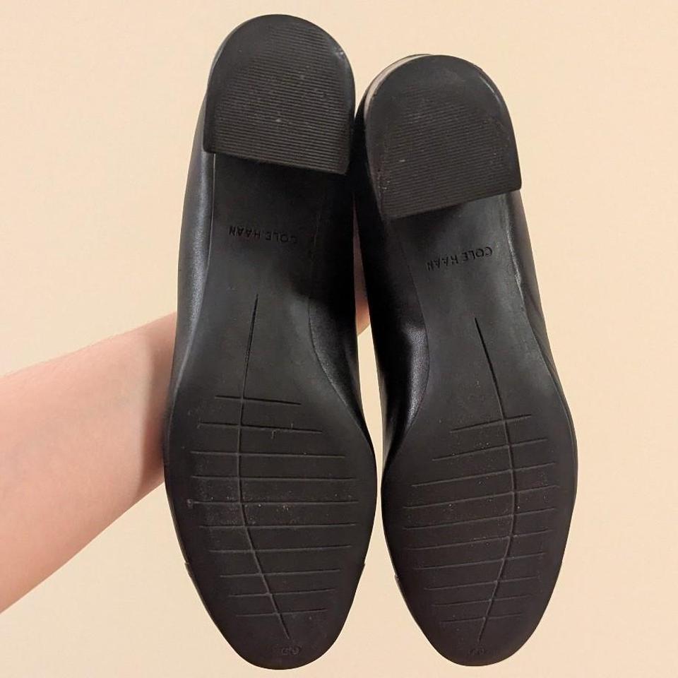 Cole Haan Black Leather Round De67 7