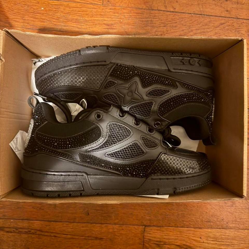 Black Rhinestone Lv Skates Size 77a3 2
