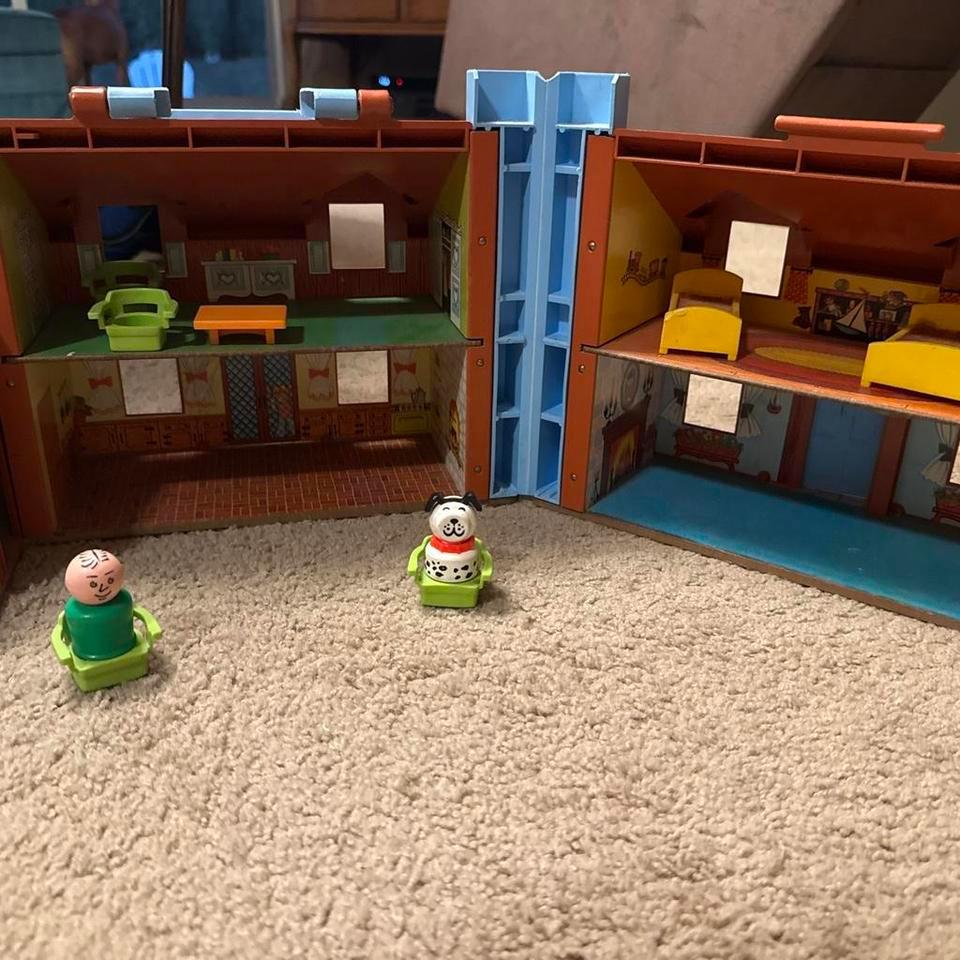 Fisher Price Little People Tudor Eab5 6