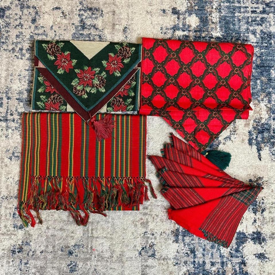 Lot Of Vintage 90s Christmas 7c00