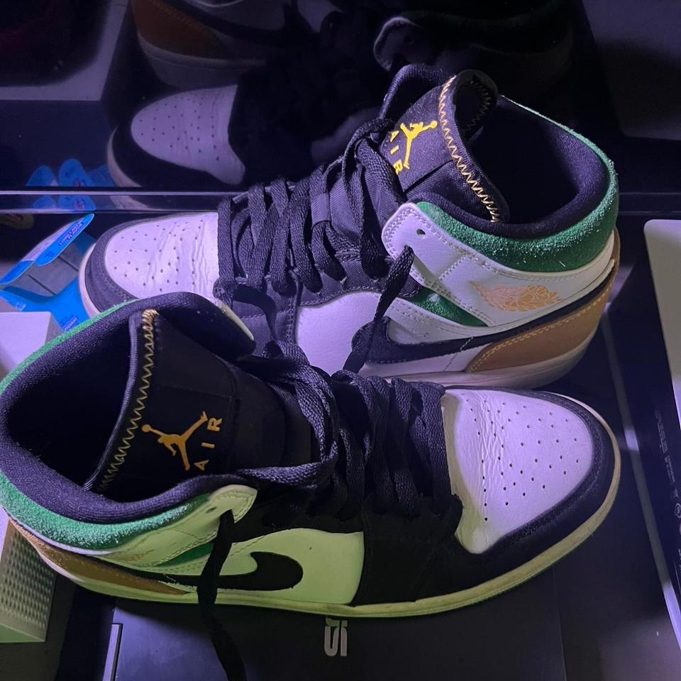 Nike Air Jordan 1 Mid Ad30