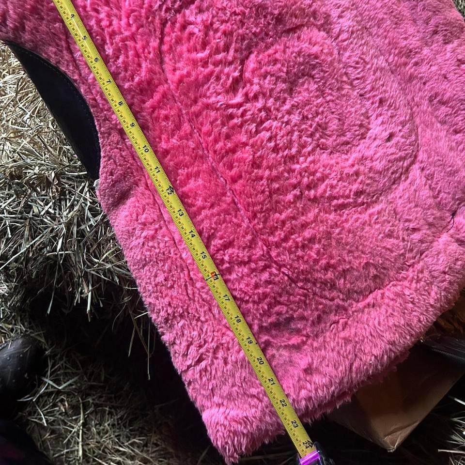 Pink Pony Saddle Pad Has 6174 4