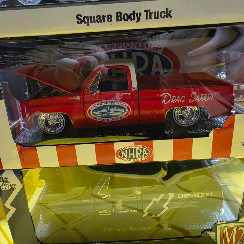 M2 Machines 1972 Chevrolet Silverado A6c2