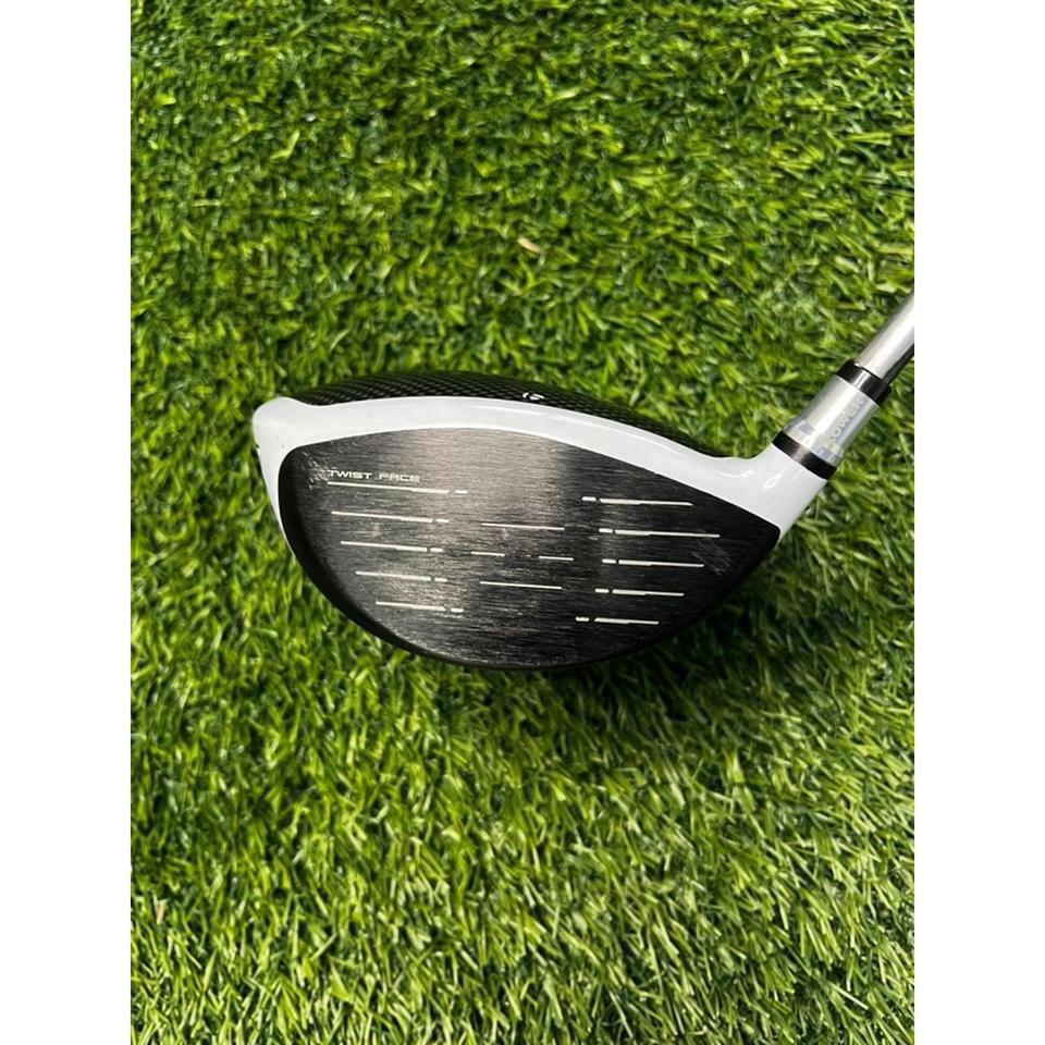 The Taylormade Sim 2 Driver E12f 3